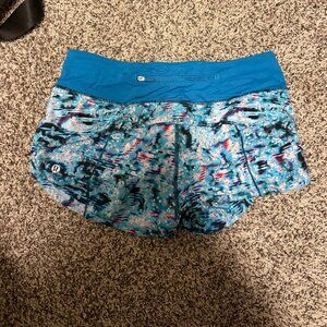 Lululemon Shorts, Size 4